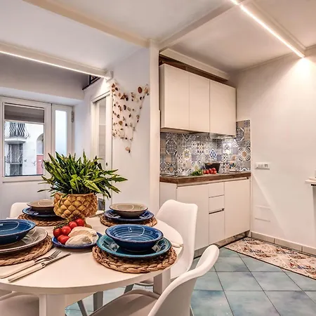 Apartment Casetta Di Laura In *